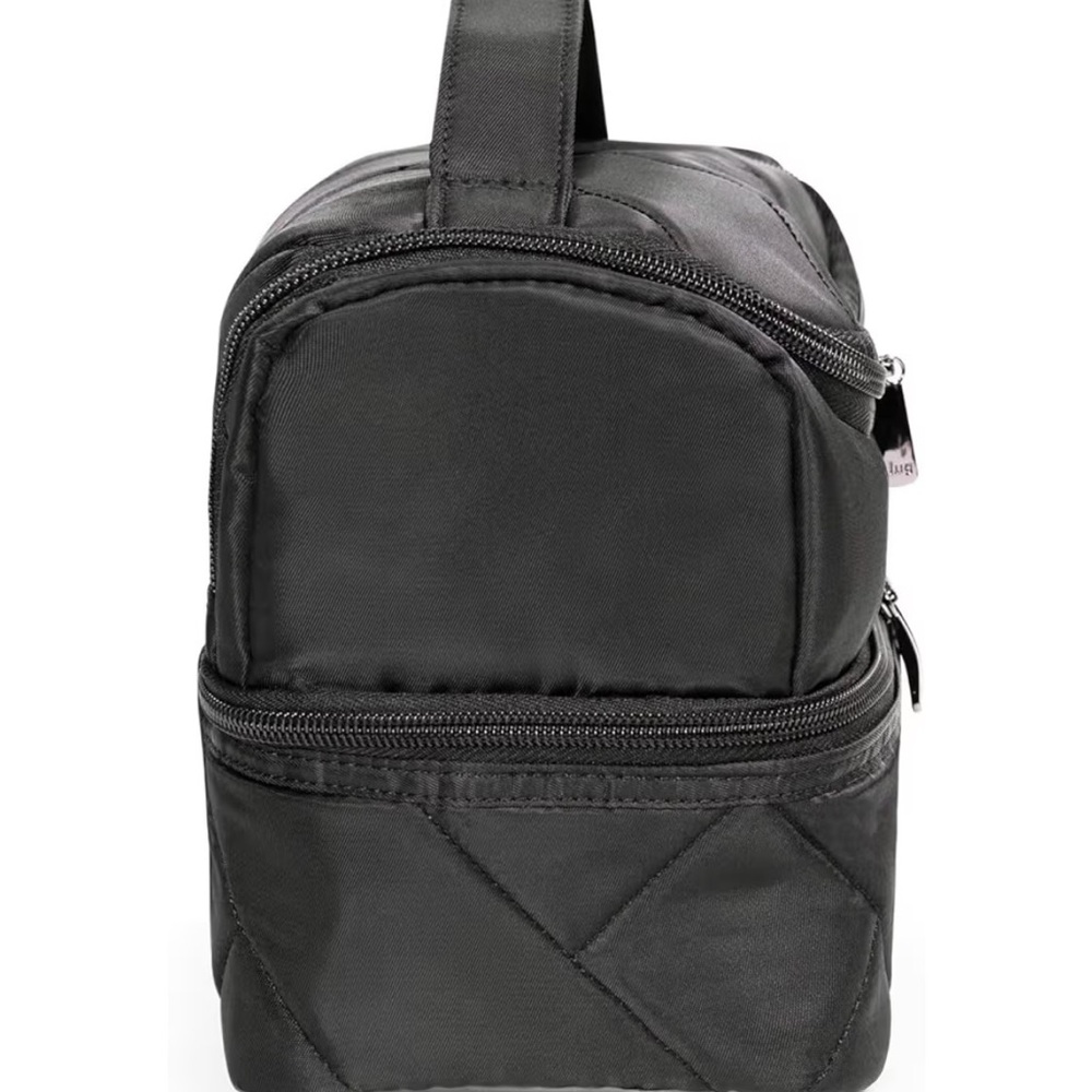 Lug Black Quilted Men's or Women’s Toiletry Bag NWT. Great for traveling. - Picture 3 of 11